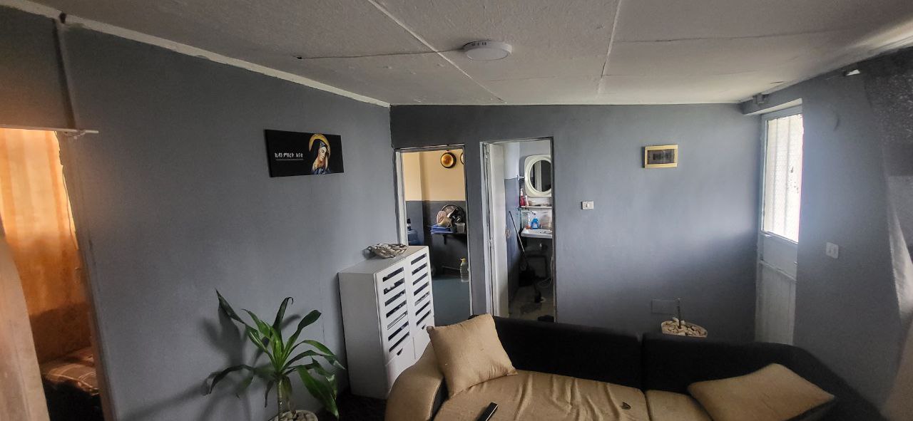 Property thumbnail 2