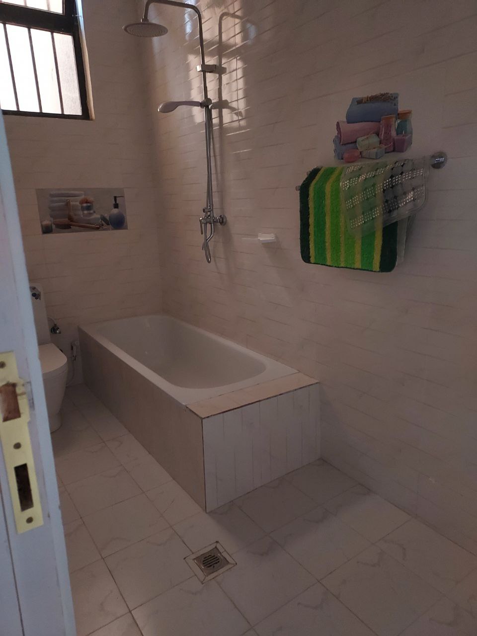 Property thumbnail 4