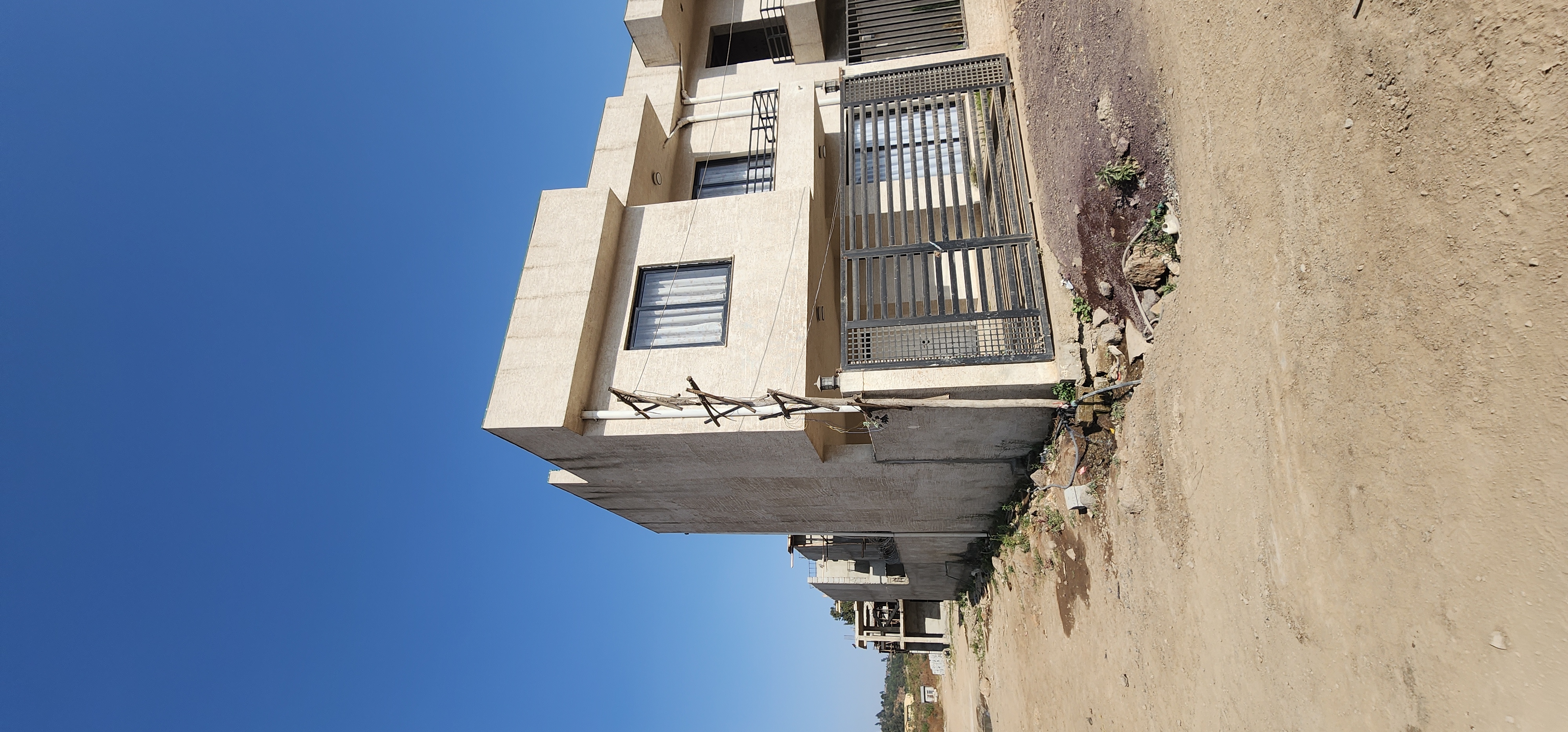 Property thumbnail 3