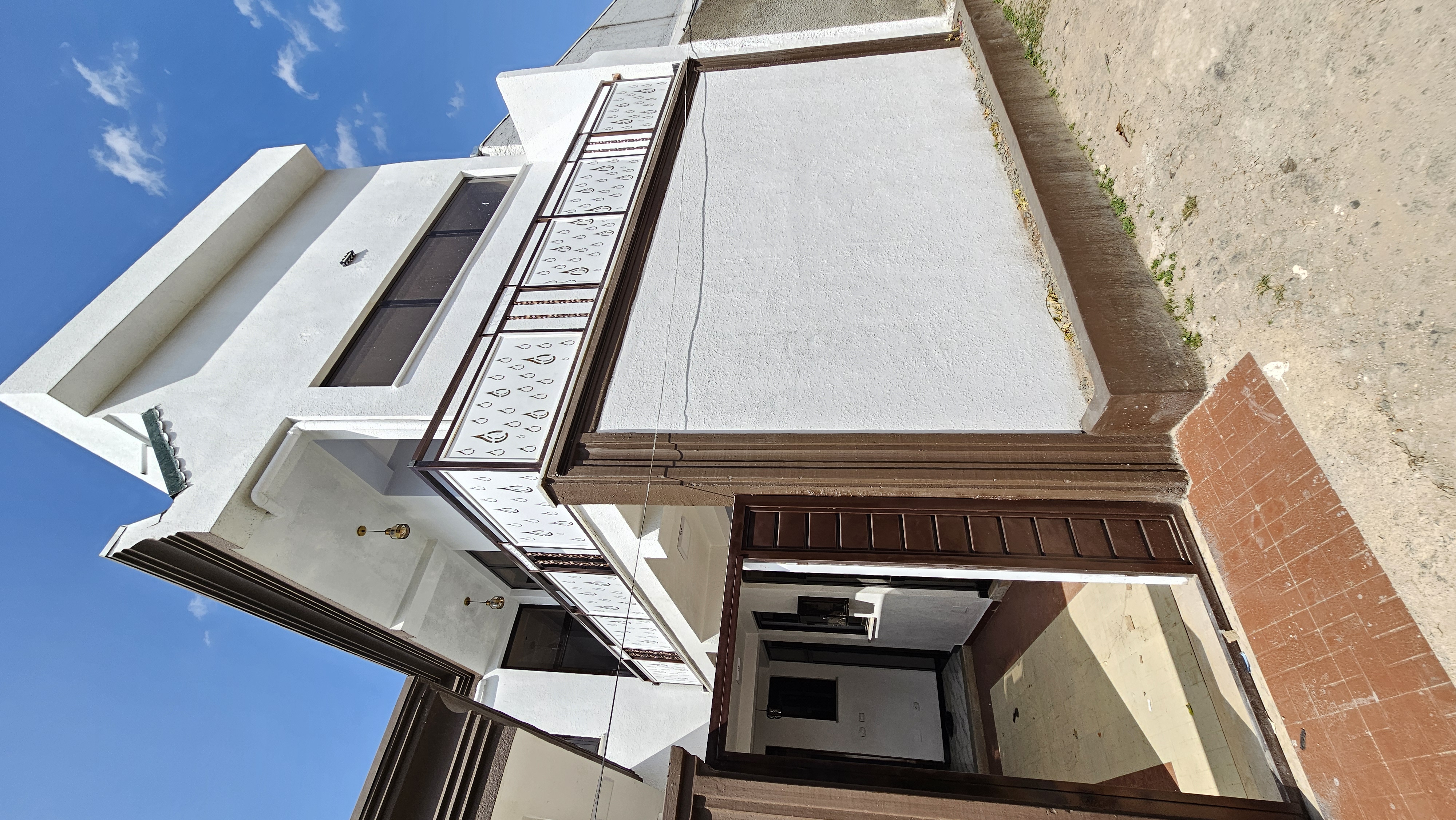 Property thumbnail 2