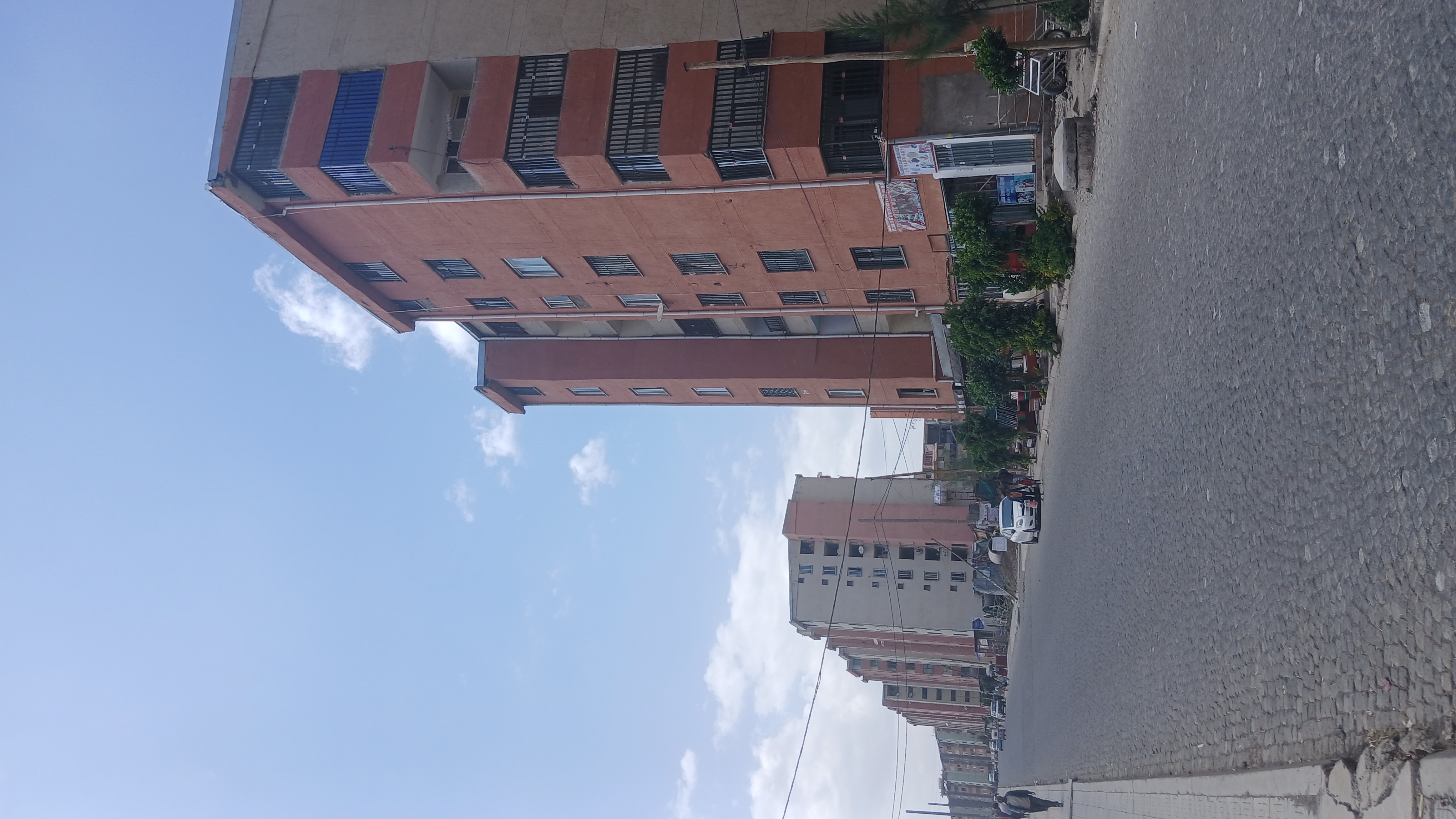 Property thumbnail 2