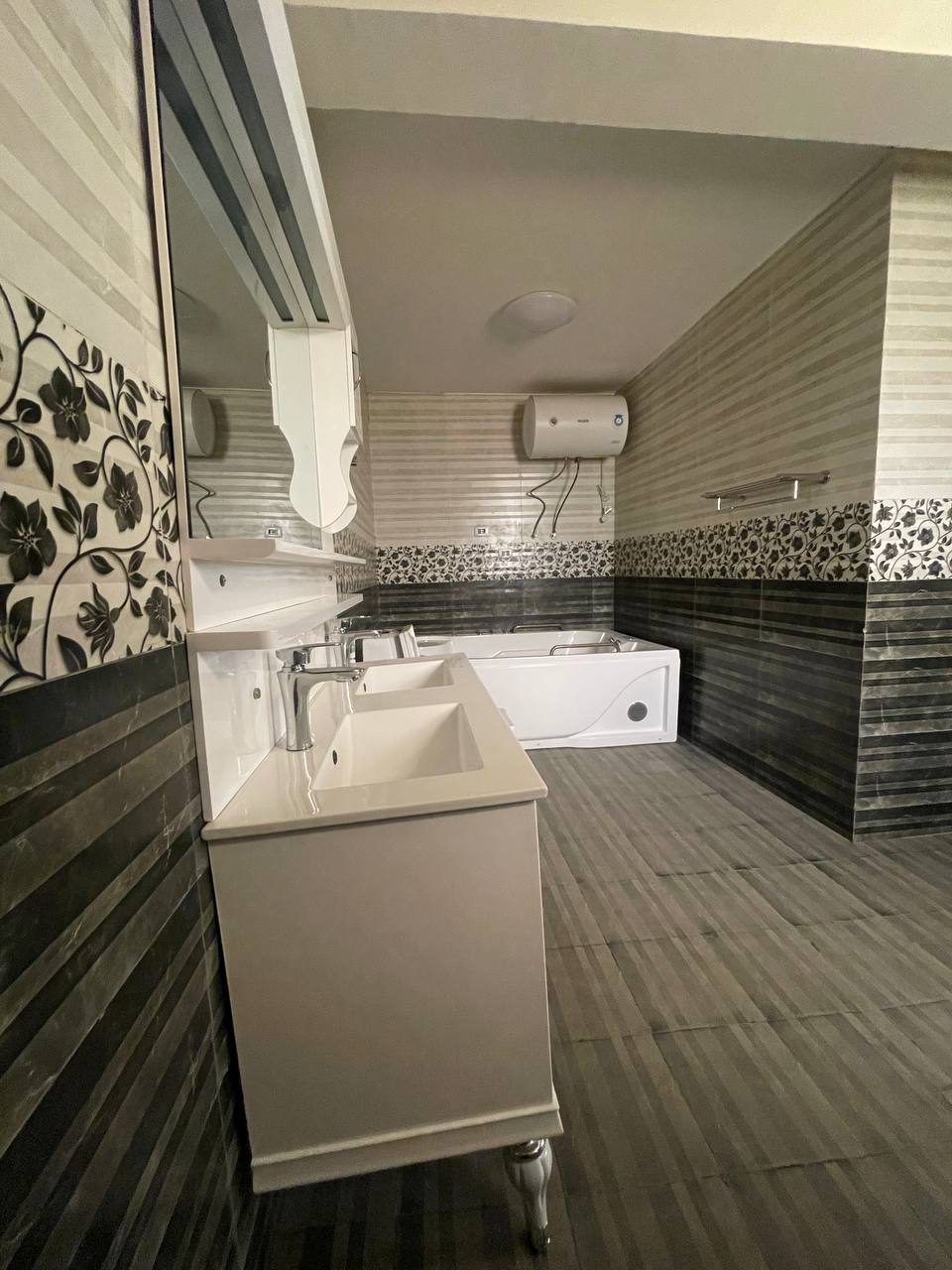 Property thumbnail 4