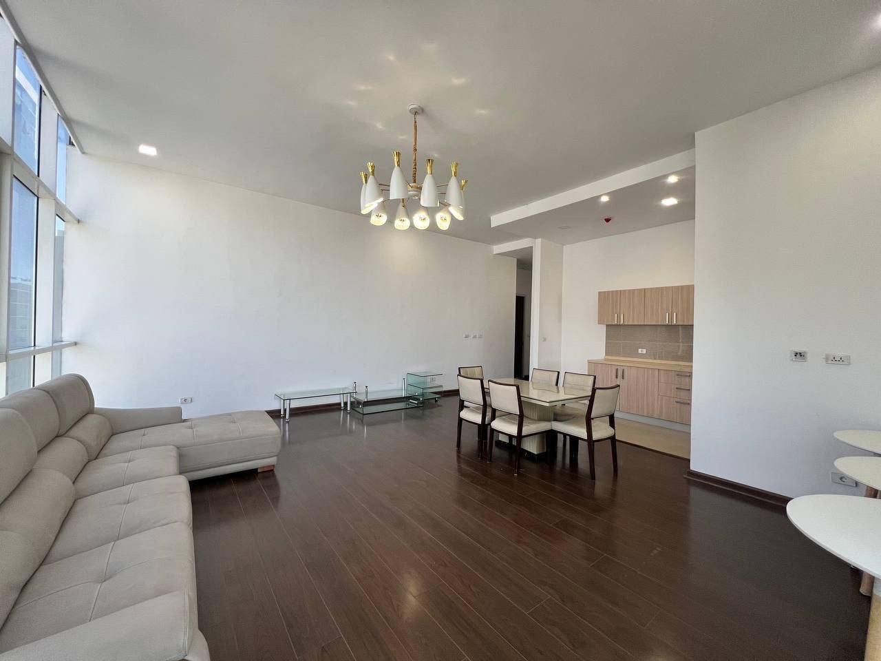 Selected property view