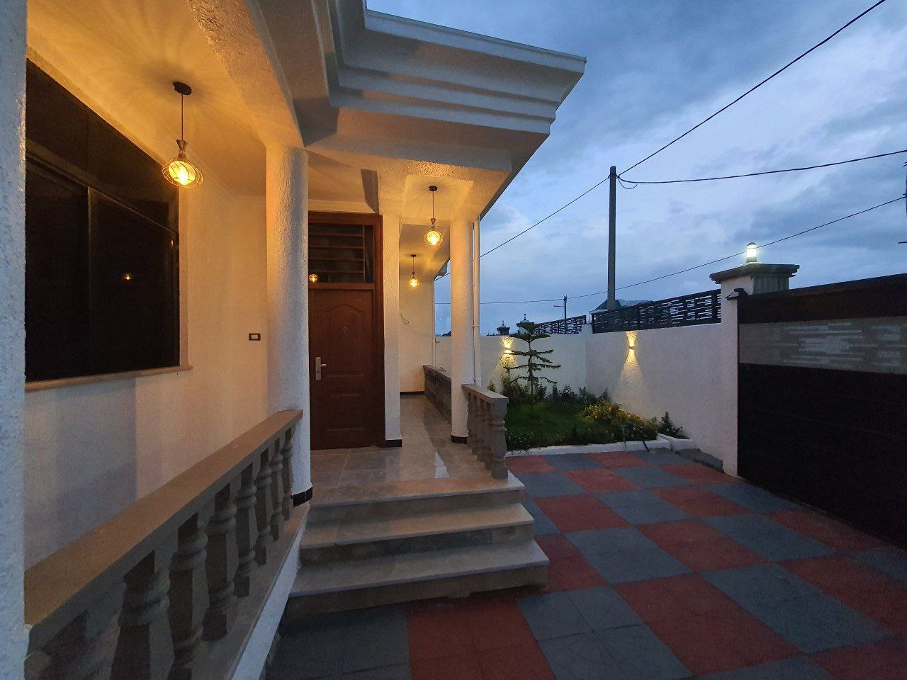 Property thumbnail 2