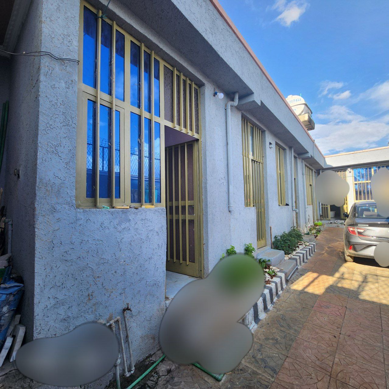 Property thumbnail 2