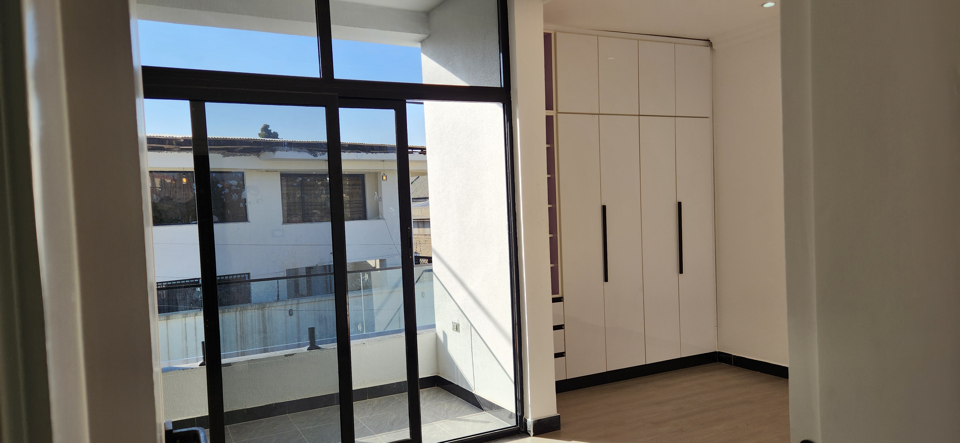 Property thumbnail 7