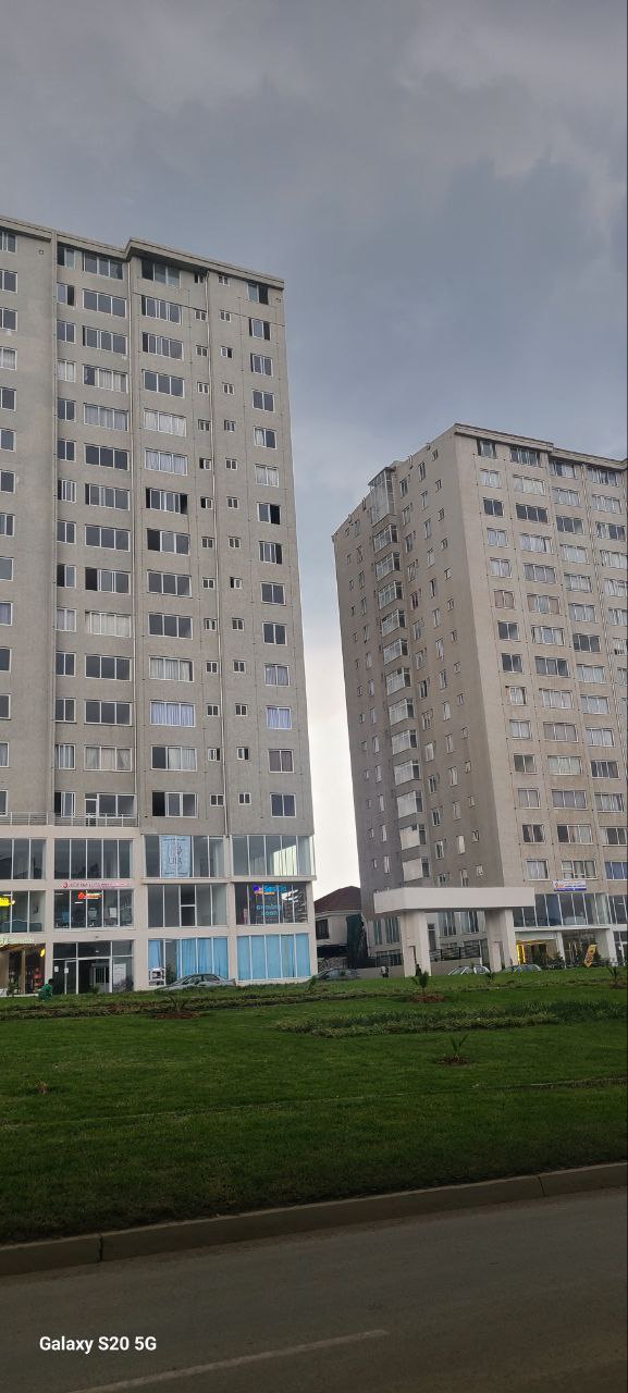 Property thumbnail 2