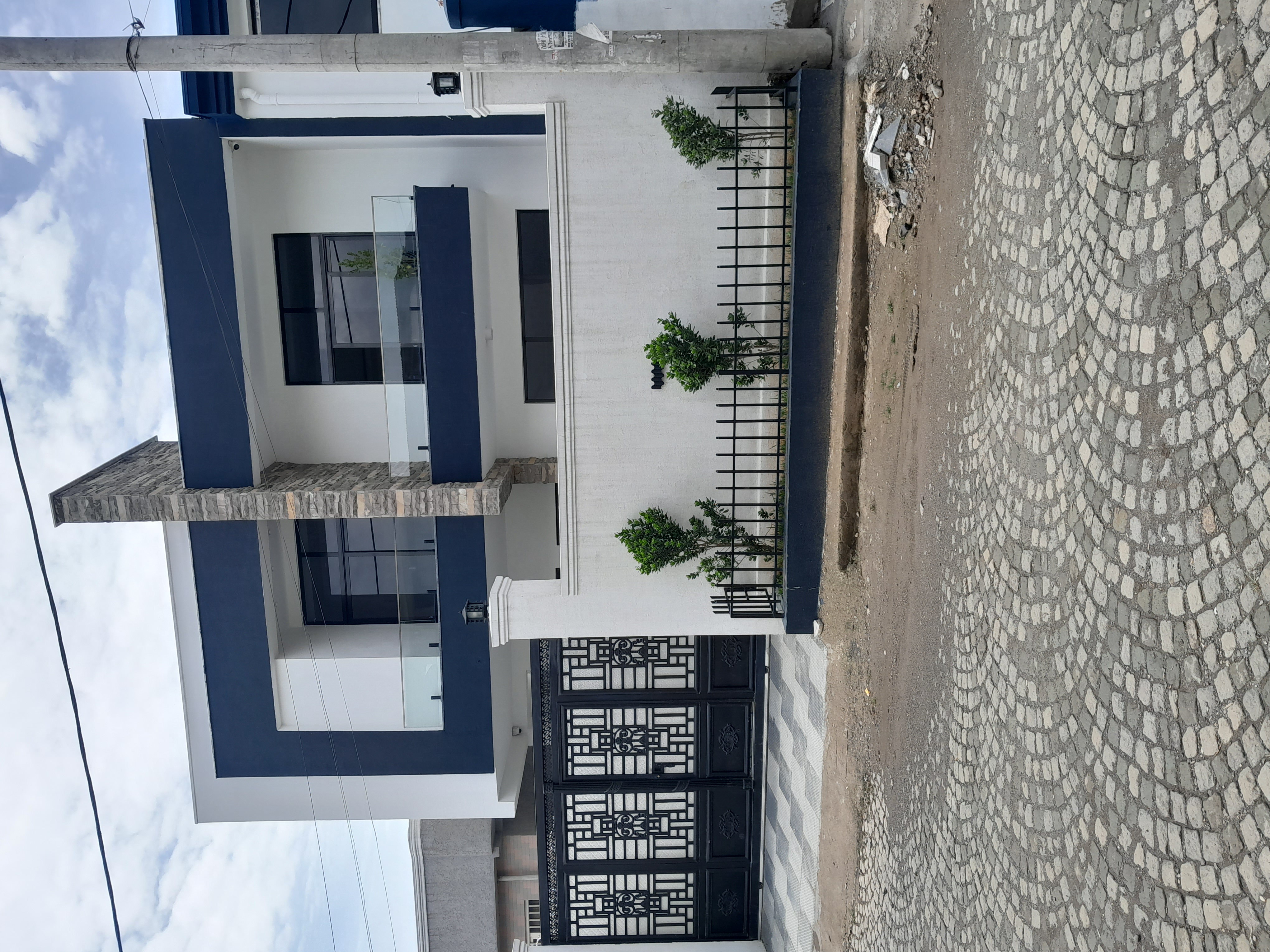 Property thumbnail 2