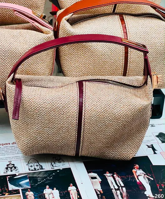 Sac bandoulière · jzC2_H_AqoieVjjY