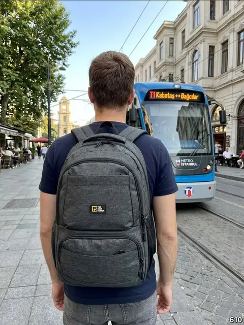 Sac d'école · bjyF1zXH2DcASfqz