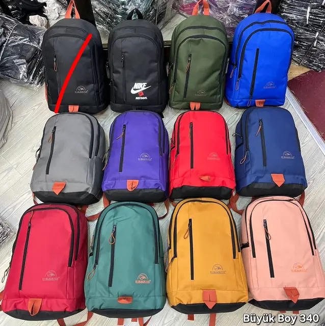 Sac d'école · EpByYIKJm1tb6Xnk