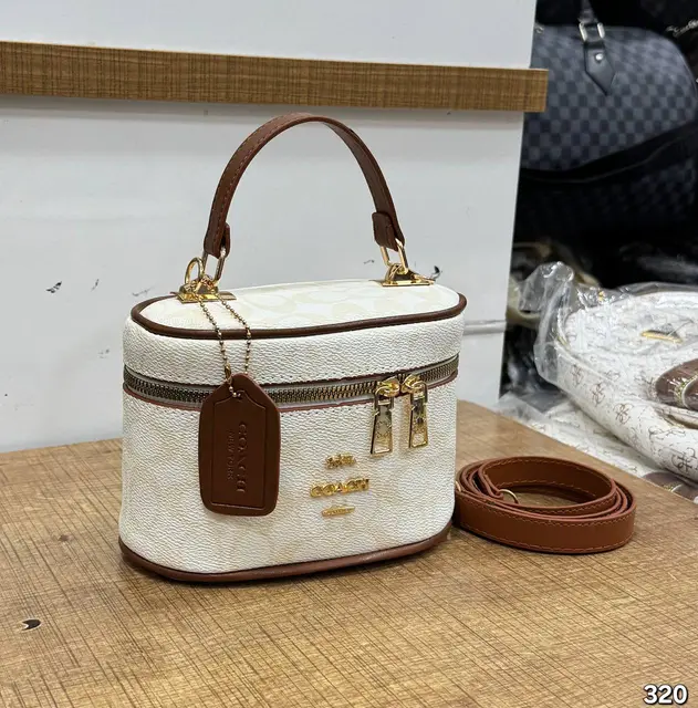 Crossbody bag · Xu6N6-TzfOzMU6kn