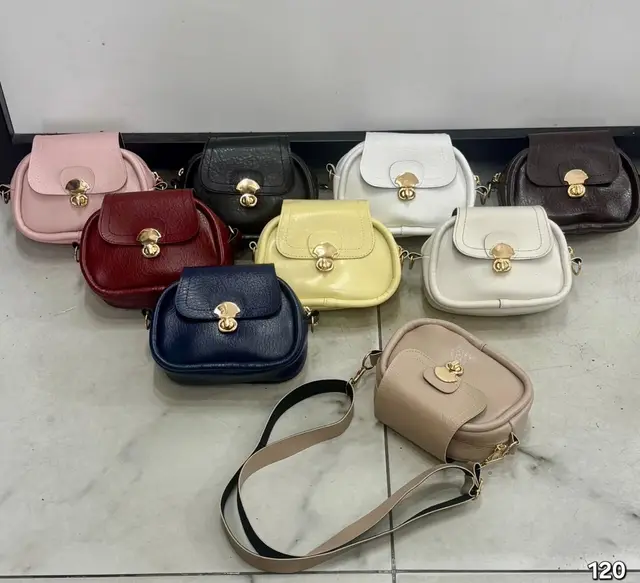 Crossbody bag · 49RlA7CvQ_6RIuVq