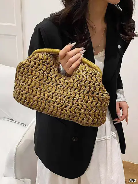 Sac en paille · edfJ7ESumoQ5c7Rp