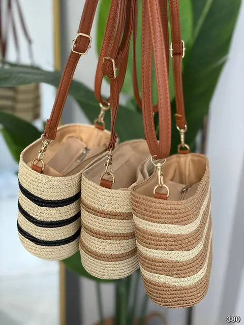 Sac en paille · EhUUjG18TmZQMHhr