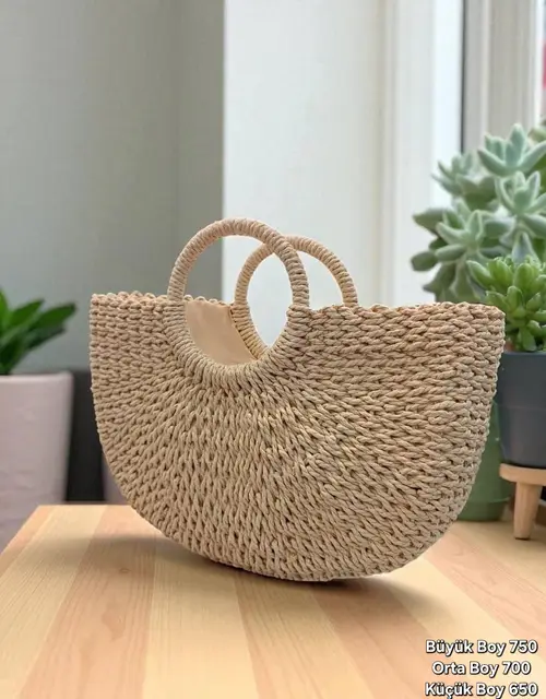 Sac en paille · ftBgMKFBTymcQc5L