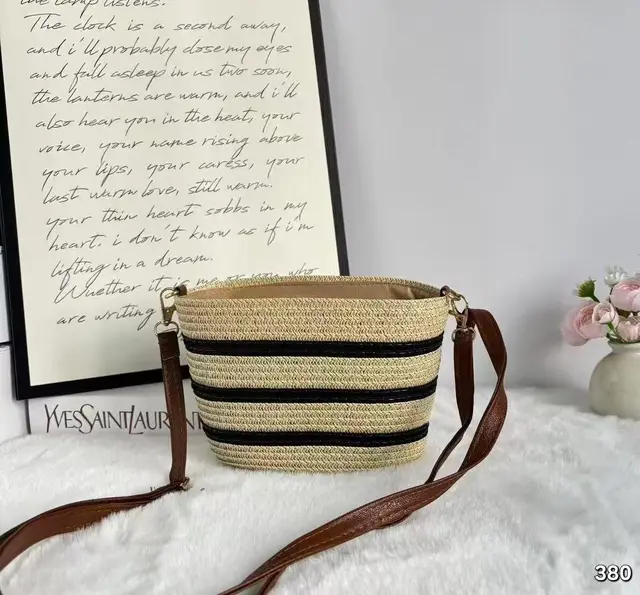 Sac en paille · GHFntRYnzEctlZSj