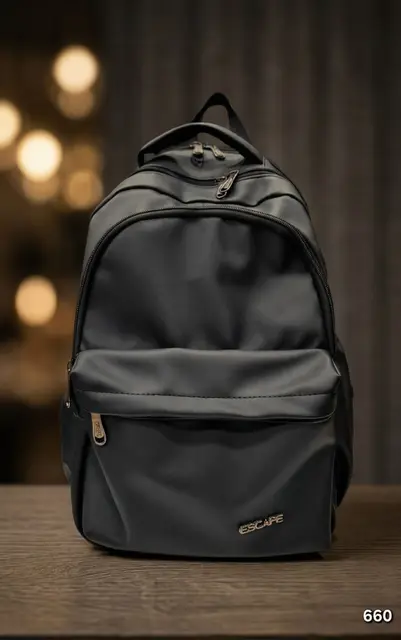 Sac d'école · fyK7wLc2Pdpn_Aih