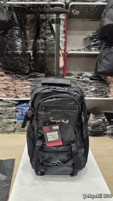 Travel bag · h-FcU1fD3VINQWu2