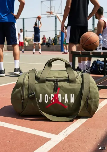 Sports bag · j9au0IVuyBukhznn