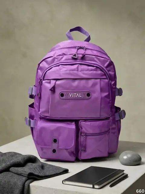 Sac d'école · UzirPaEWeajF2U3Q