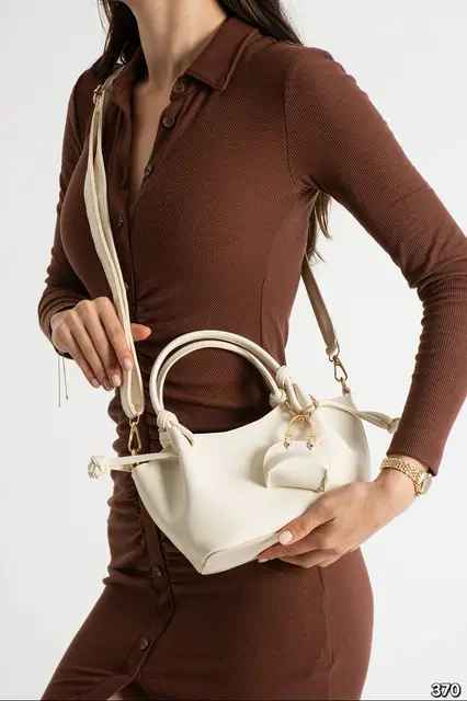 Sac · AZlXByyEsLsuHV4c