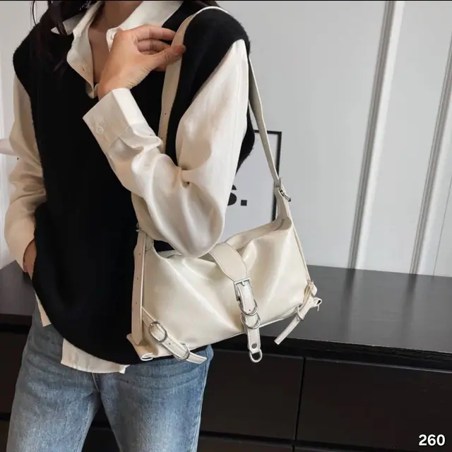 Sac bandoulière · 4OBfdCpIy82vyMr0