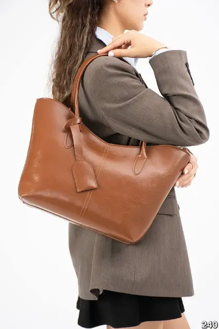 Shoulder bag · iYpa-VGQpLPHjiAh