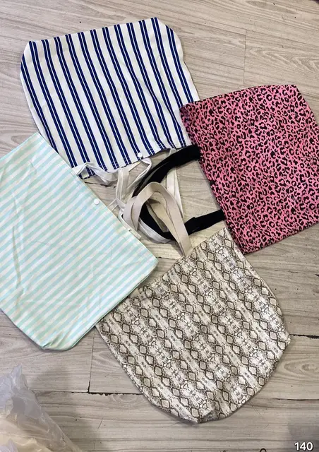 Sac épaule · MT7zQ5ZHGUySk8W-