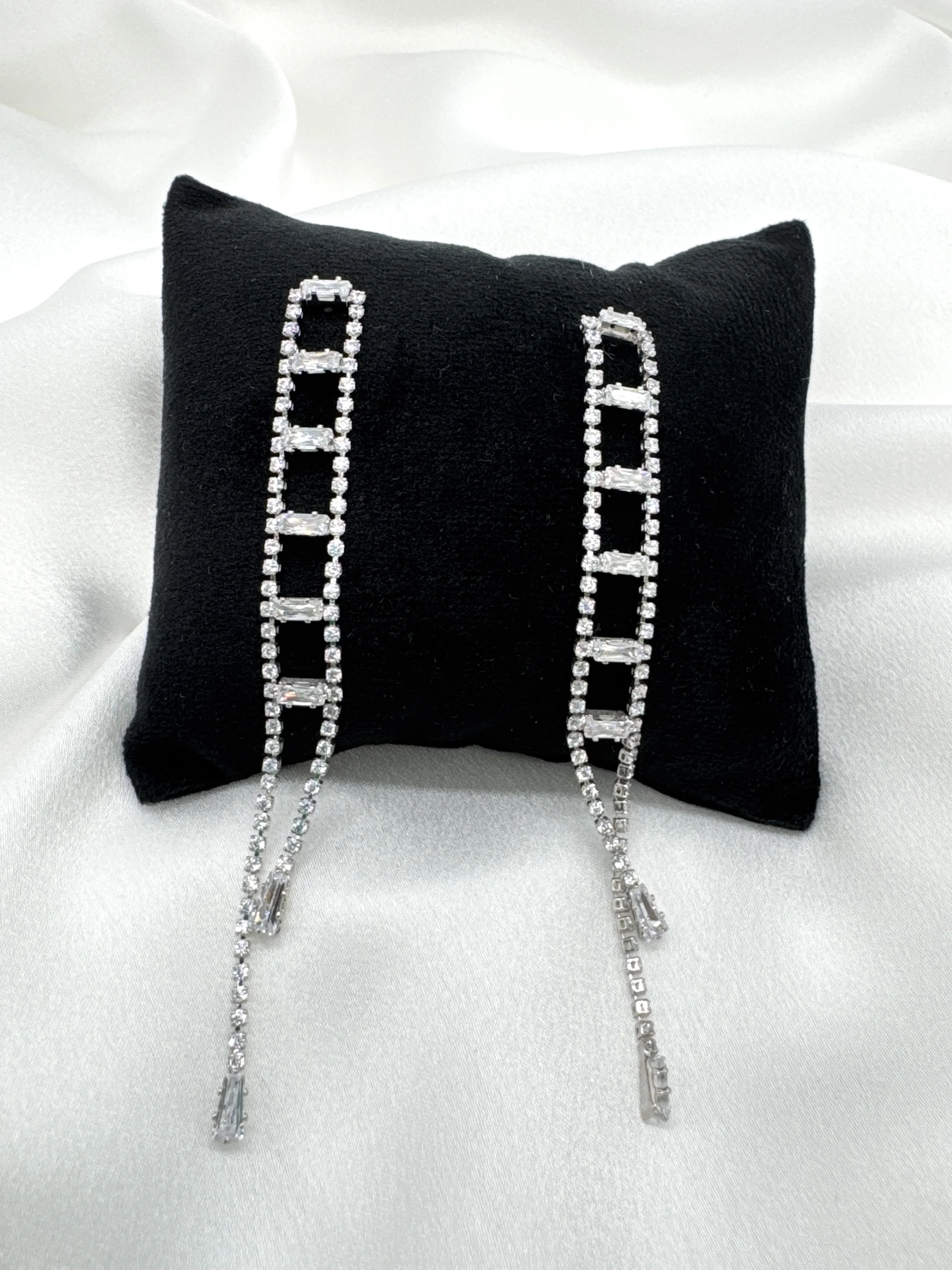 Viseće minđuše 13