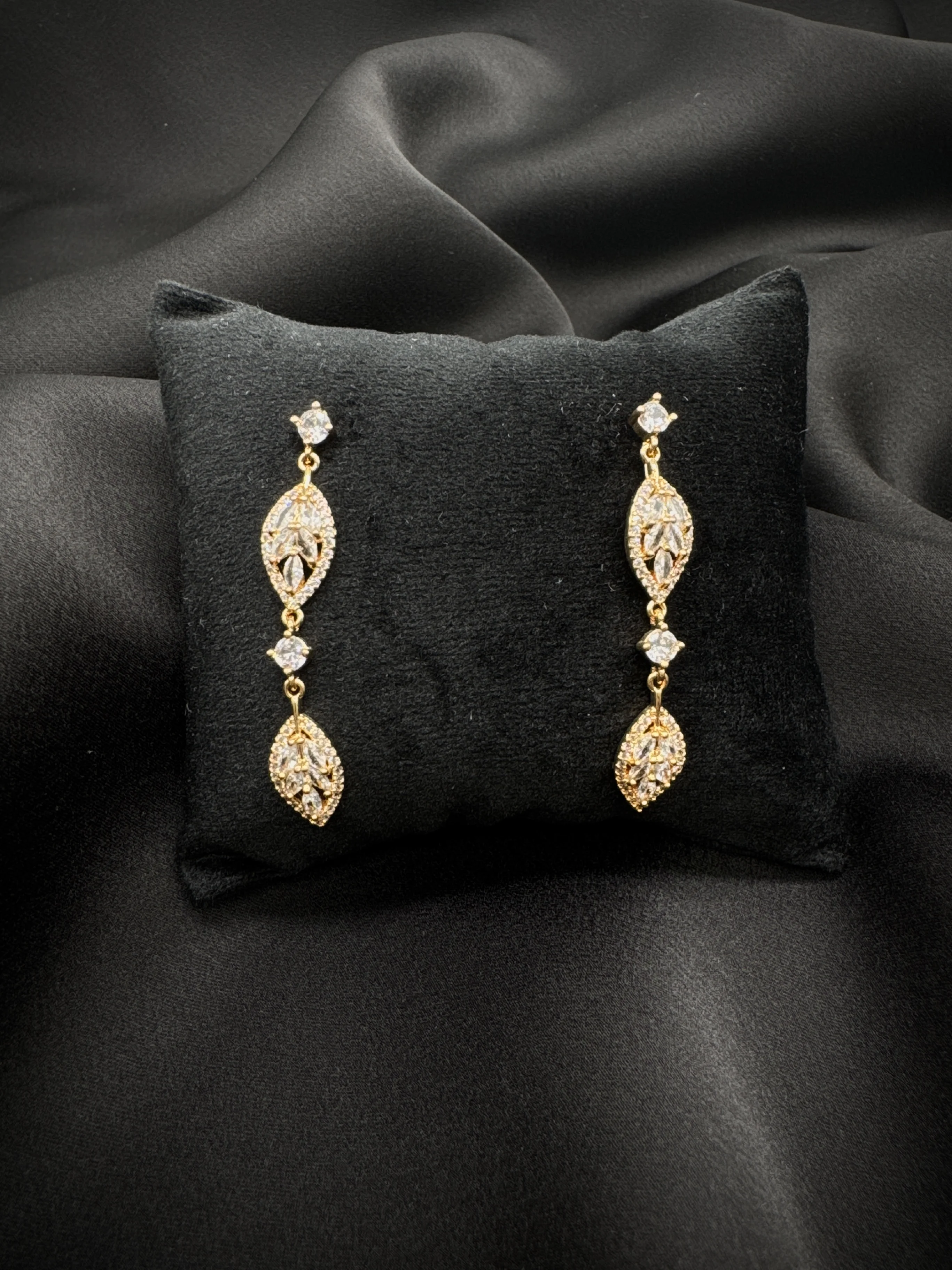 Viseće minđuše 11