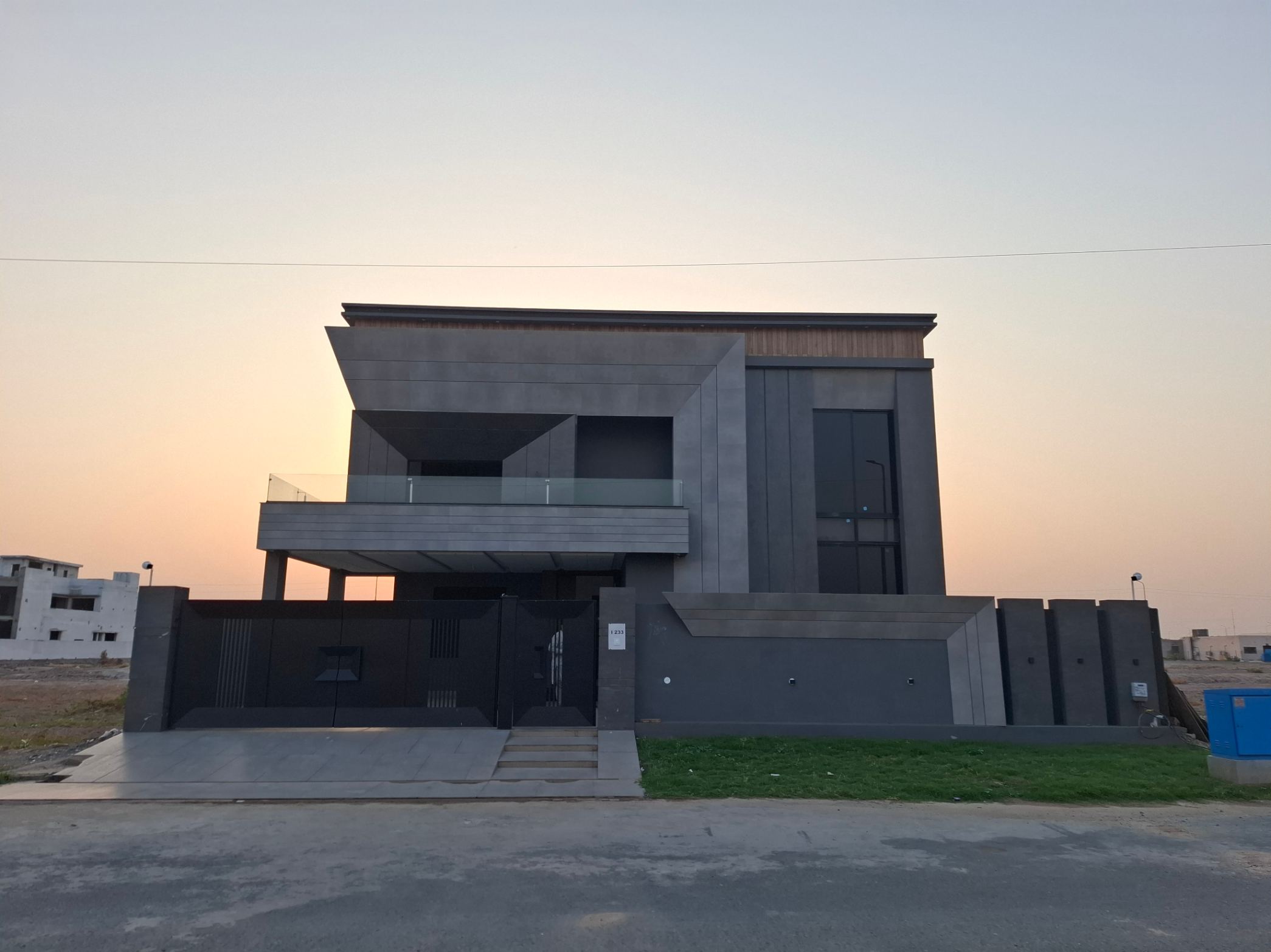 1 Kanal Luxury House for Sale – Sector I