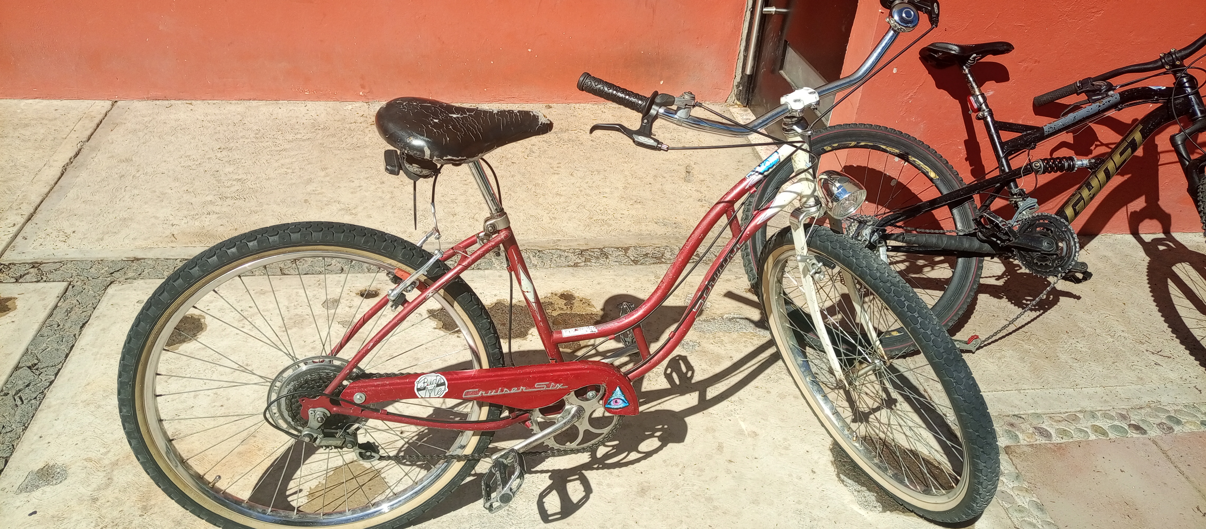 Otra Schwinn, Cruiser six