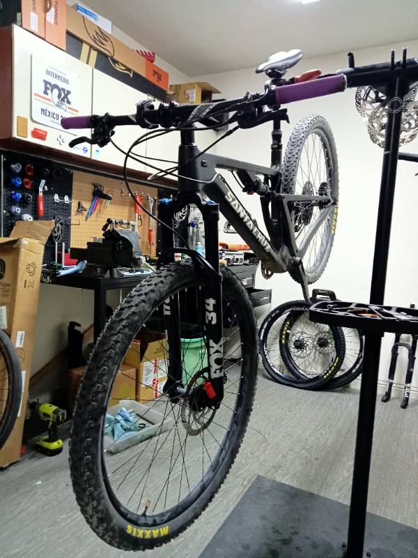 Santa Cruz Tallboy