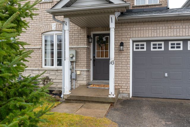 143 Sproule Dr-5