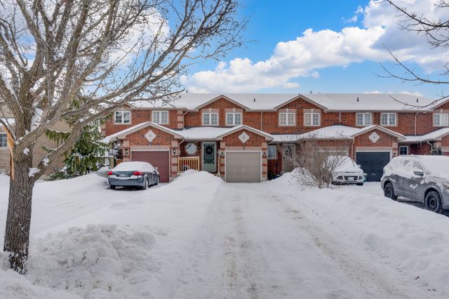 7 Coronation Pkwy-9