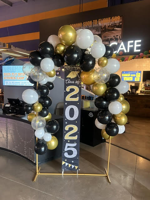 2025 balloon arch