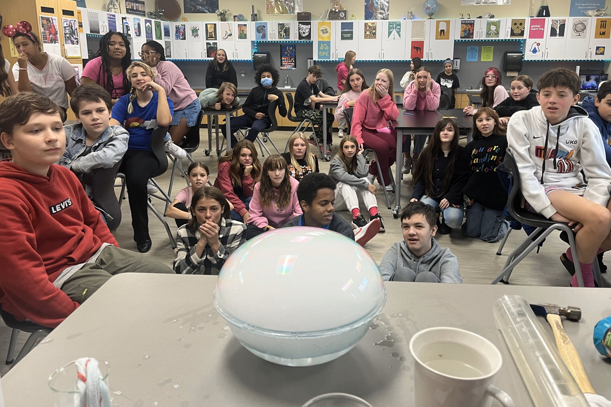 kids in science class
