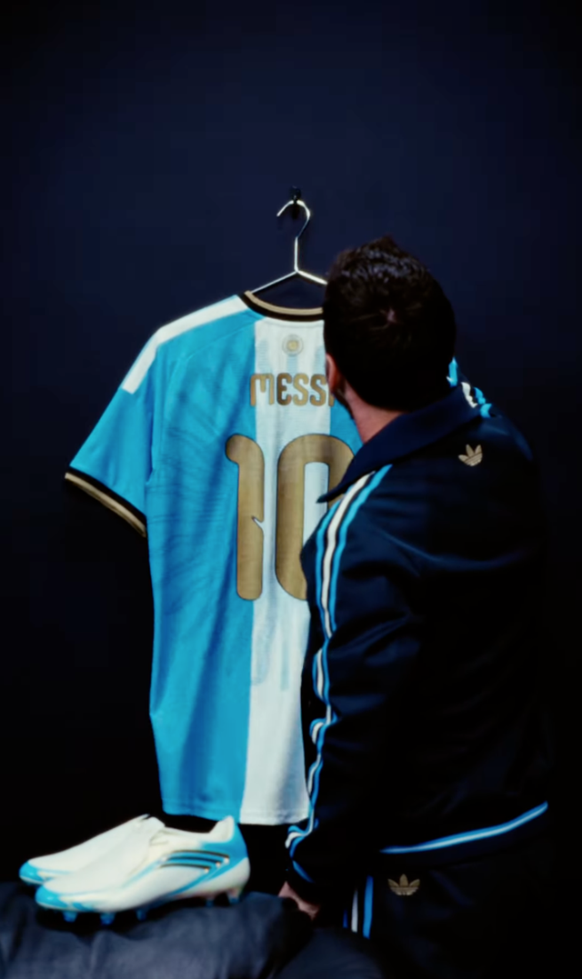Messi poses with special farewell jersey