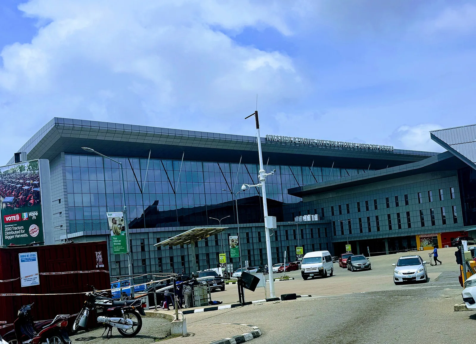 Abuja's real airport terminal as it looks today. The airport project in the fraud was fictitious. (Photo: Mr. Snatch, CC0, via Wikimedia Commons)