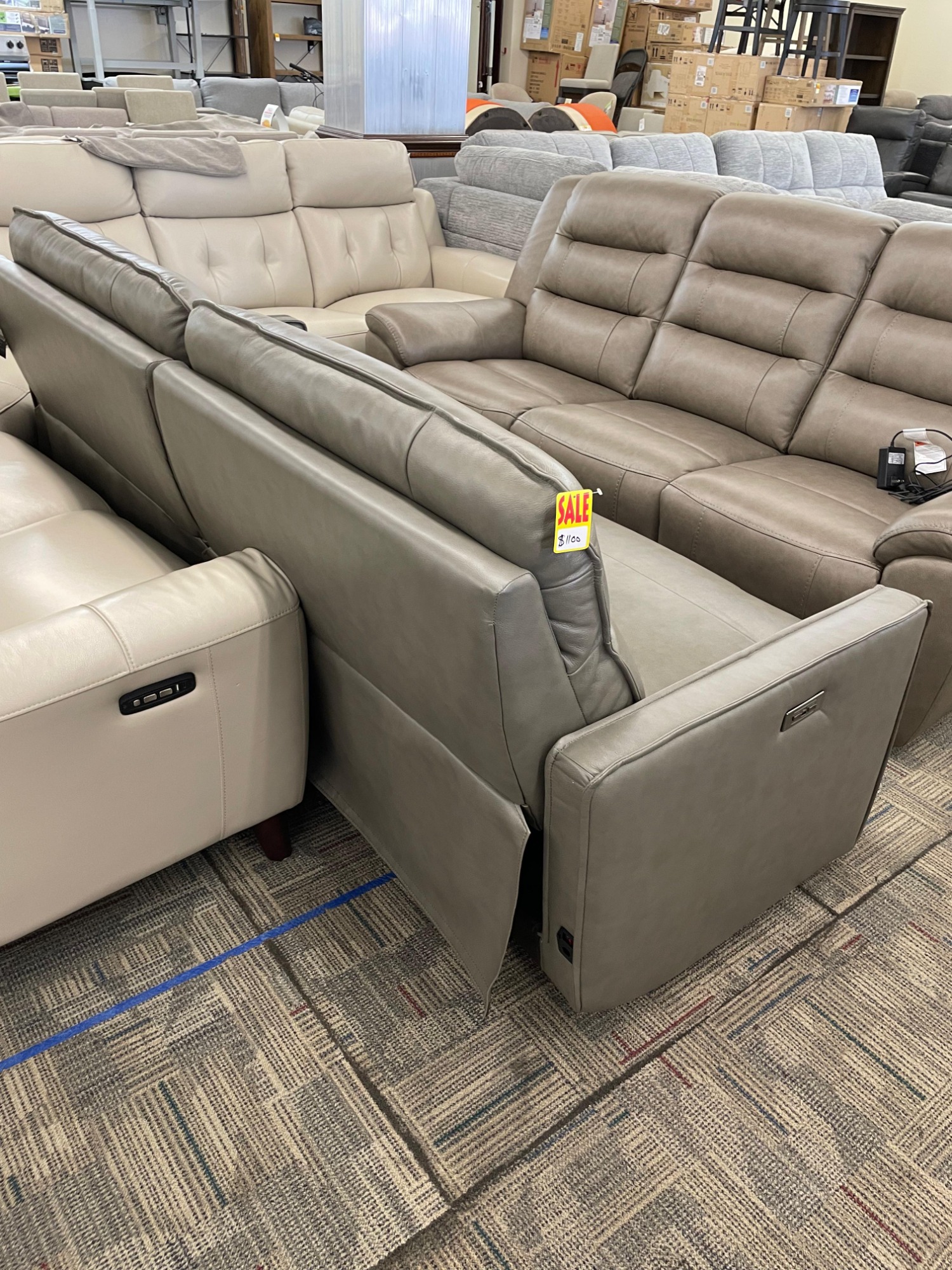 HENREDON CALEY SECTIONAL — photo 2