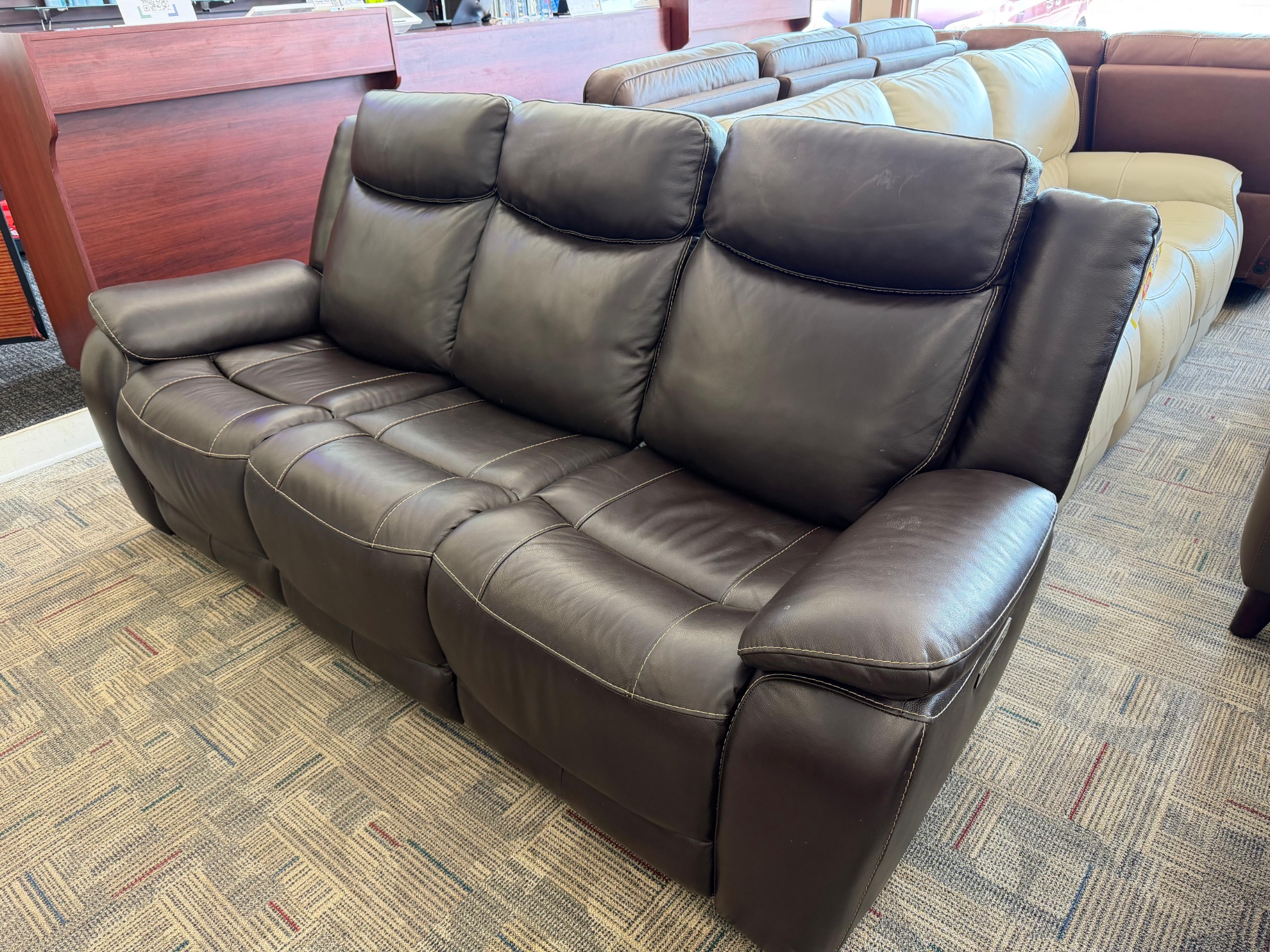 HARVEY LEATHER PWR SOFA