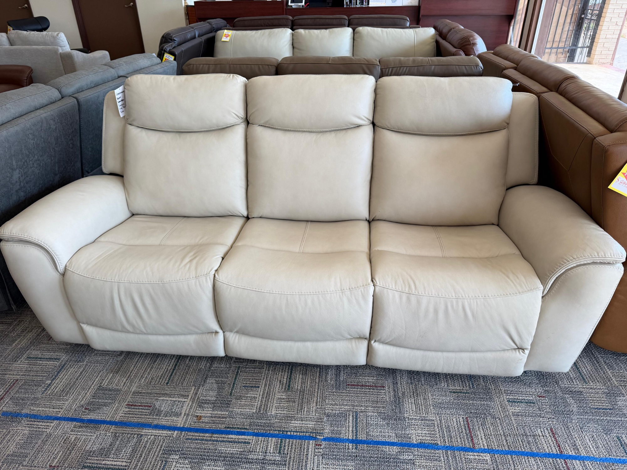 SANDERS LTHR POWER SOFA