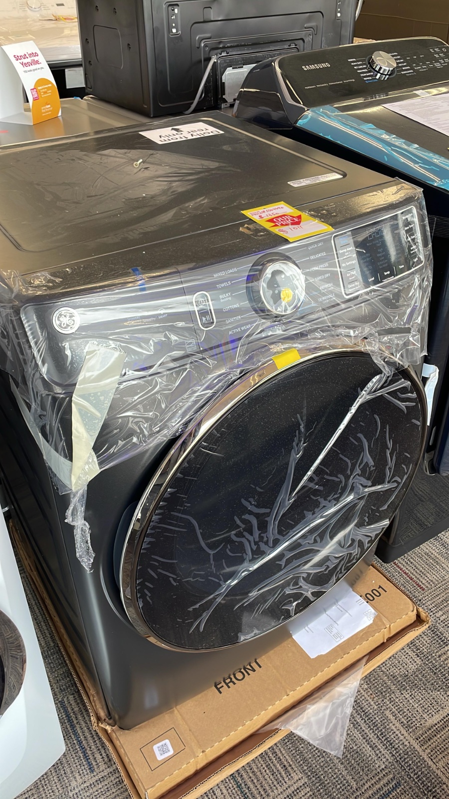 GE 7.8-cu ft Stackable Steam Cycle Smart Electric Dryer (Carbon Graphite) ENERGY STAR