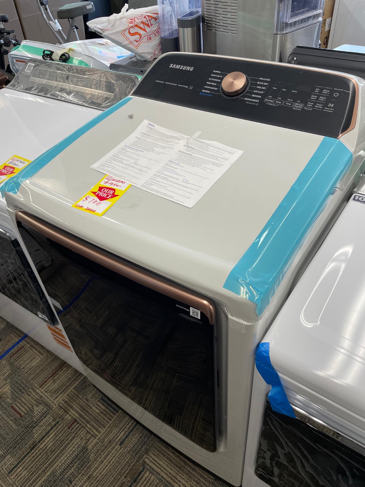 Samsung 7.4-cu ft Smart gas dryer with Steam Sanitize+