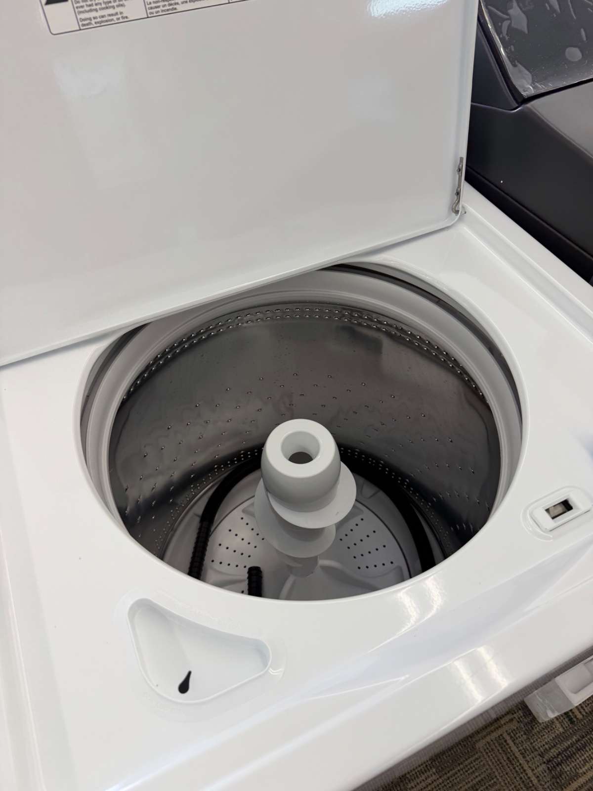 “Whirlpool” Conservator Washer — photo 2