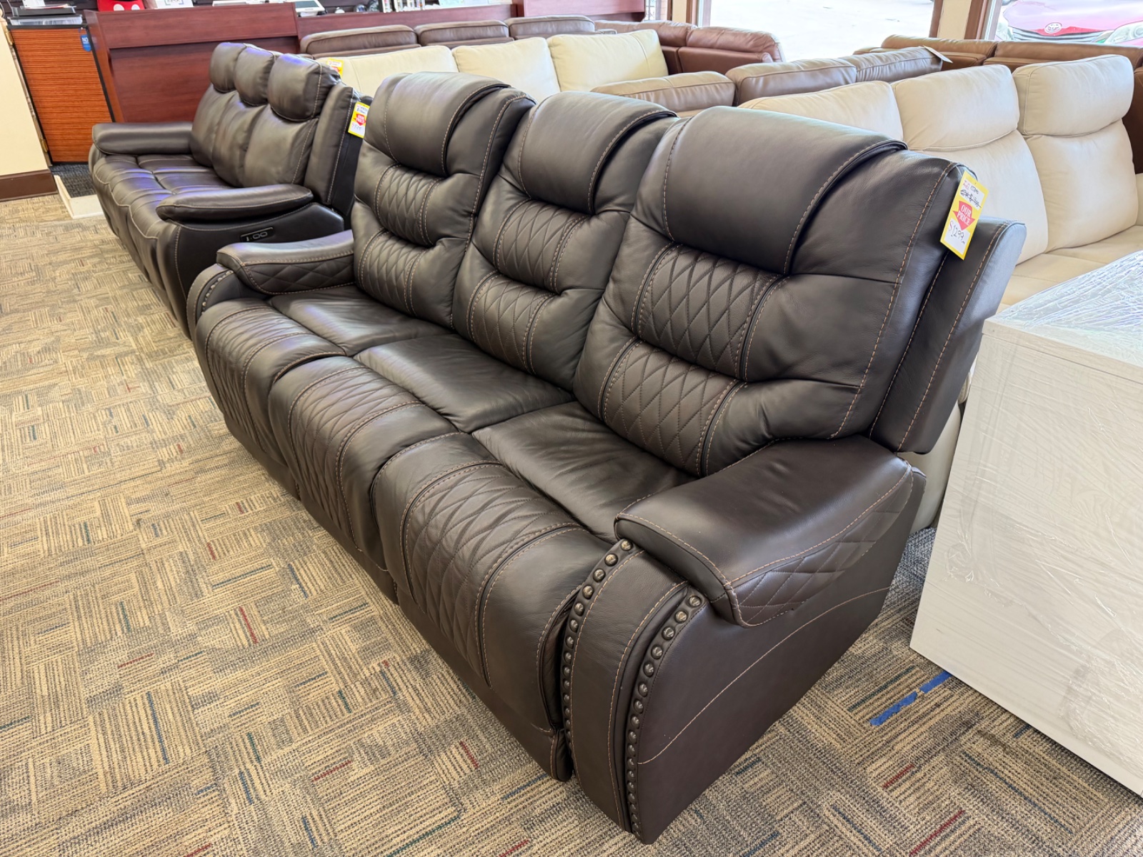 SANDIA LTHR PWR SOFA — photo 2