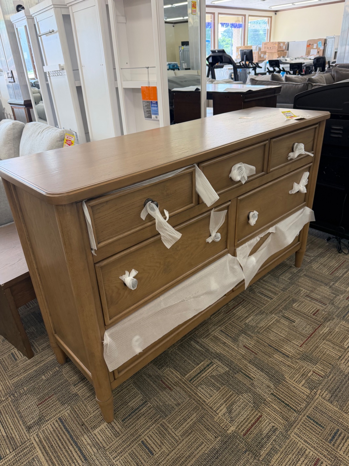 BELMONT DRESSER