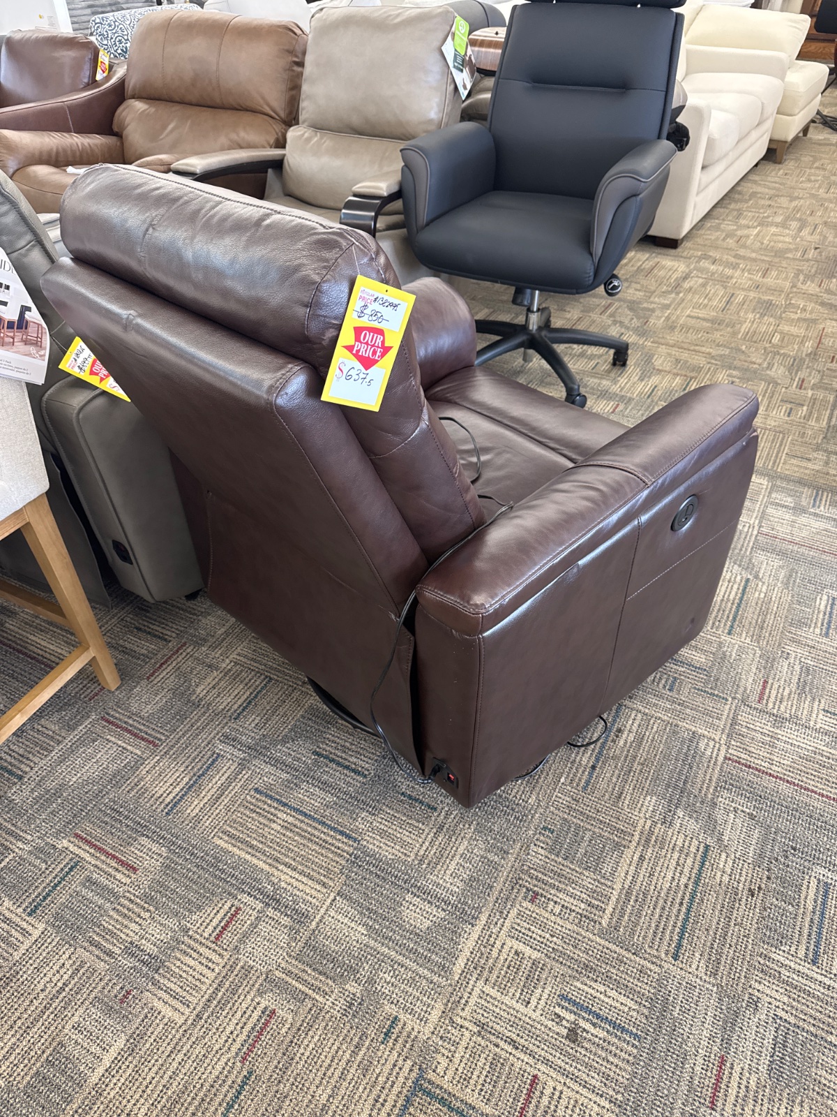 PALERMO LEAHTHER SWIVEL — photo 2