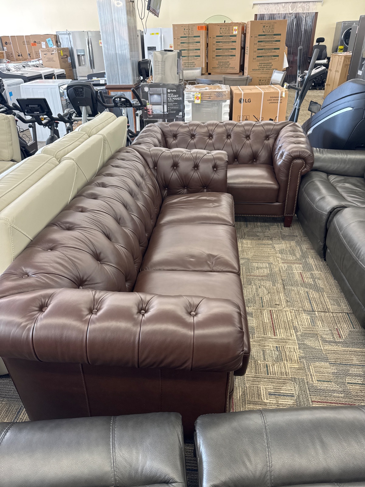 BALDWIN LEATHER SOFA AND — photo 2